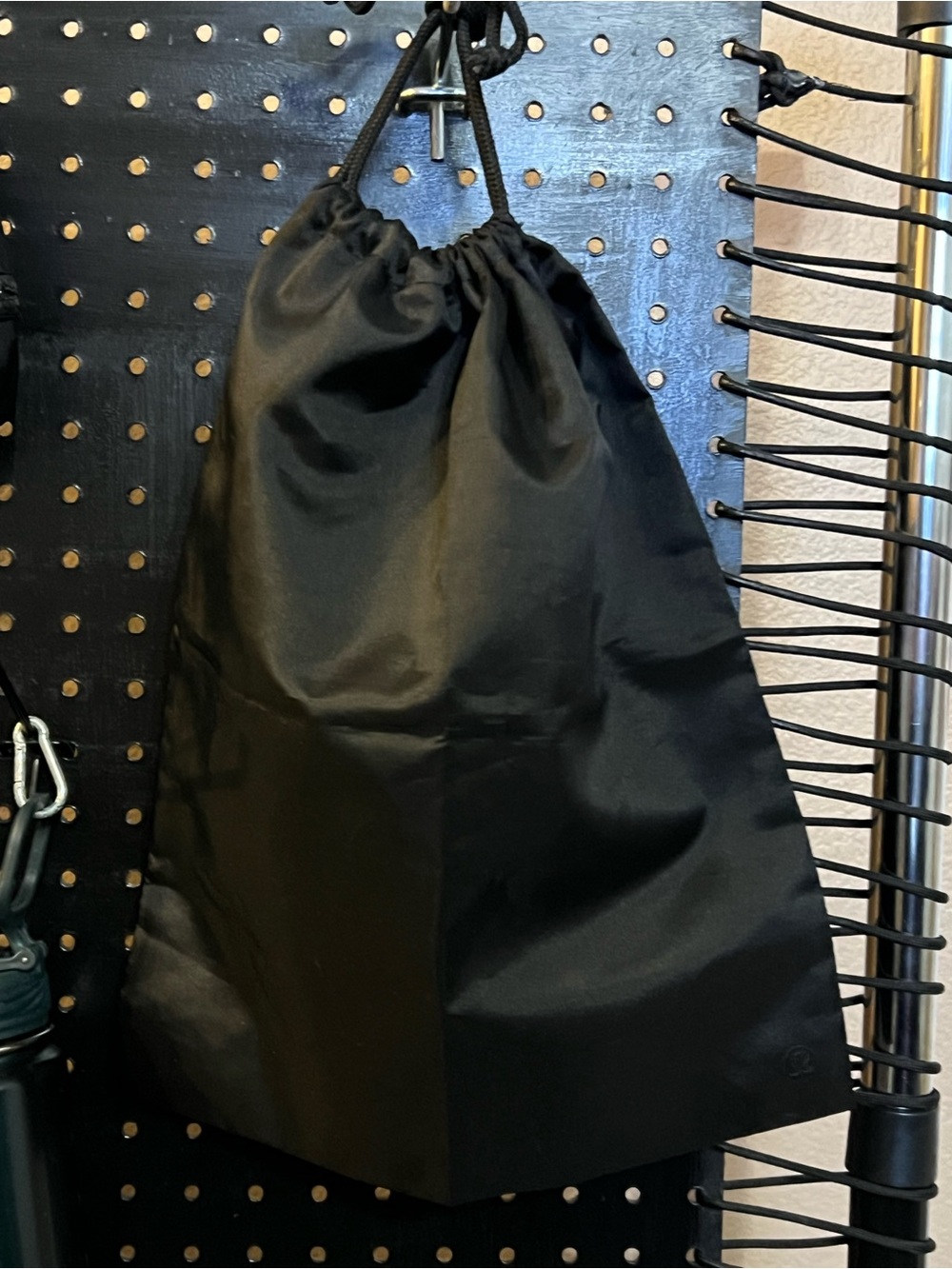 lululemon Backpack, Mini Backpack, water bottle, drawstring bag & 2 mini totes - Picture 6 of 7